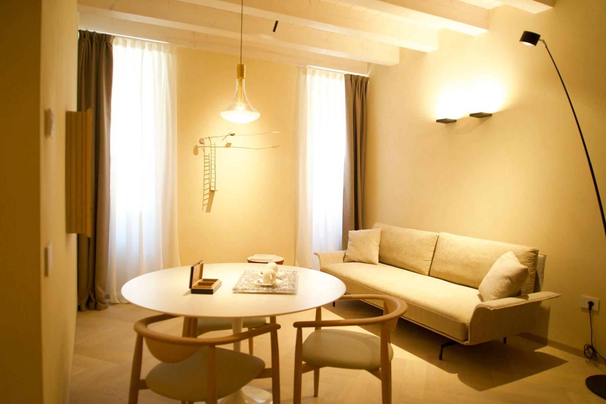 Palazzo Ciopeta - Italian Excellence Apartment Verona Luaran gambar